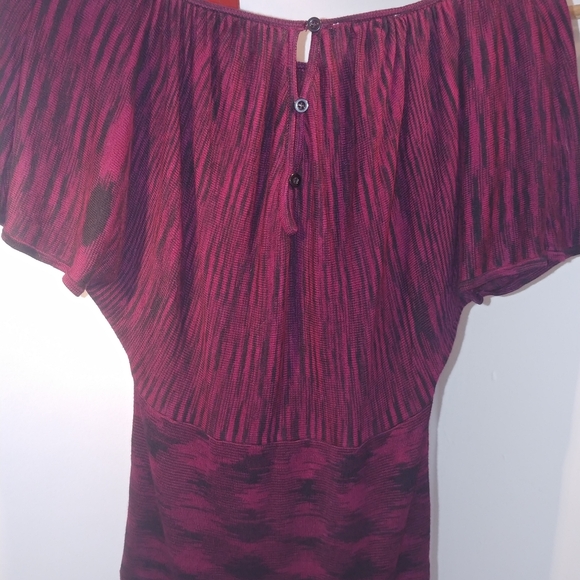 Ricki's small blouse - Picture 2 of 7